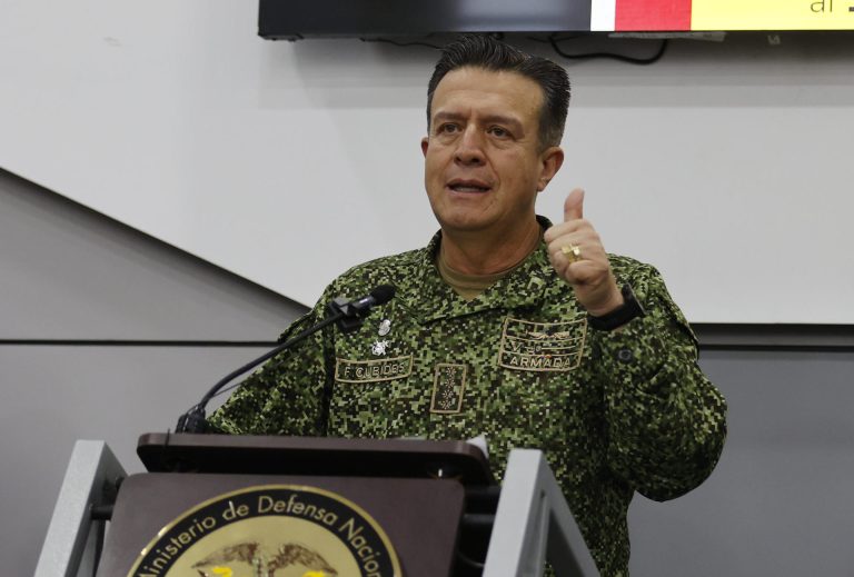 Comandante de las Fuerzas Militares de Colombia Revela un Alza en el Número de Combatientes Ilegales