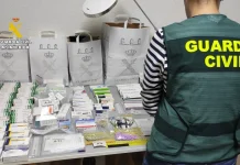 La Guardia Civil detiene a 22 personas por vender medicamentos ilegales con recetas falsas en toda España