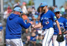 Los Blue Jays apuestan por la continuidad: renuevan a John Schneider y Ross Atkins tras temporada histórica