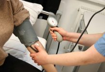 Quebec avanza en la residencia permanente para trabajadores inmigrantes de salud, educación y primera infancia