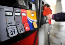 Gasolina en Canadá sube por crisis en Medio Oriente: tensión en el estrecho de Ormuz impulsa el precio del petróleo