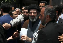 Mojtaba Jamenei emerge como figura clave en la sucesión tras la muerte del líder supremo de Irán