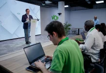 Vox endurece su discurso migratorio: exige “prioridad nacional” y avisa al PP de que será innegociable