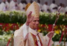 El papa León XIV cierra su gira africana en Guinea Ecuatorial tras un viaje marcado por mensajes de paz y tensión diplomática