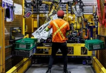 Canadá crea solo 14.000 empleos en marzo y evidencia fragilidad tras pérdidas recientes