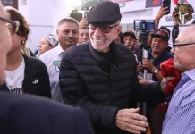 Ricardo Belmont asciende al segundo lugar en intención de voto en Perú y se perfila para el balotaje