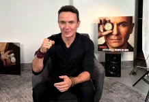 Fonseca lanza ‘Antes que el tiempo se vaya’, un álbum homenaje al paso del tiempo y a sus raíces musicales