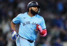 Decisión arbitral inusual involucra a Vladimir Guerrero Jr. en el duelo entre Blue Jays y Angels
