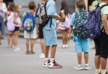 El Gobierno aprueba una ley para reducir ratios en las aulas y la jornada docente en Primaria y Secundaria