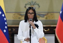 Delcy Rodríguez acumula más de 100 días al frente de Venezuela en medio de tensiones políticas y reclamos de transición