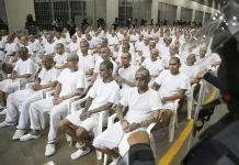 Avanza el megajuicio contra más de 400 líderes de la MS13 en la megacárcel de Bukele