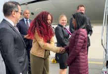 Delcy Rodríguez llega a Países Bajos para defender reclamo venezolano sobre el Esequibo ante la CIJ