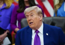 Trump aplaza una decisión definitiva sobre Irán mientras continúan las negociaciones para un posible acuerdo