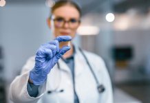 Un fármaco oral japonés muestra eficacia para prevenir el COVID-19 en un estudio internacional