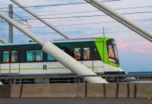 El REM inaugura su última extensión en el oeste de Montreal y amplía su red de transporte metropolitano