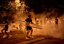 Nueva ola de violencia empaña las celebraciones del PSG tras su segunda Champions y deja un muerto y cientos de detenidos en Francia