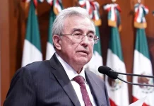 FGR cita a declarar a diez señalados en investigación vinculada a acusación en Nueva York, incluido Rubén Rocha Moya