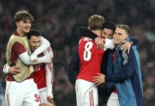 La prensa inglesa celebra la histórica temporada del Arsenal tras su pase a la final de la Champions