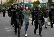 Observatorio Cubano denuncia aumento de la represión y más de 1.100 protestas en abril