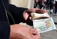 Bolivia libera el precio del dólar tras 15 años de control cambiario