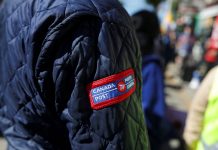 Los trabajadores de Canada Post aprueban un nuevo contrato y ponen fin a años de conflicto laboral