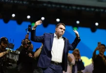 Flávio Bolsonaro es proclamado candidato presidencial del Partido Liberal para las elecciones de Brasil