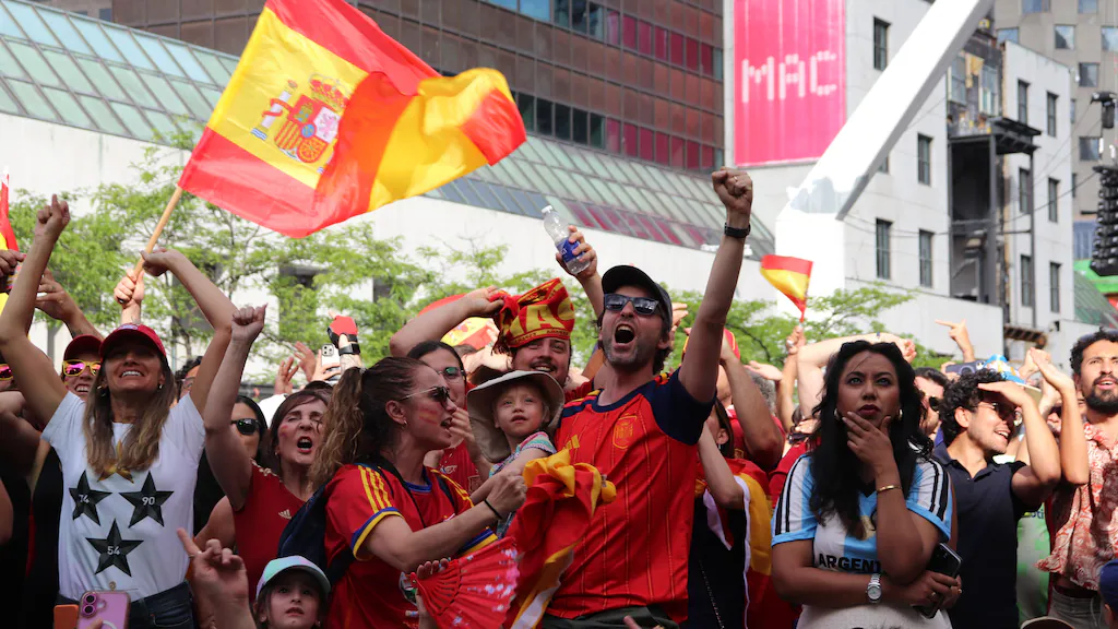coupe-du-monde-finale-place-des-festivals-11318