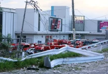 Aumentan a 18 los muertos por el terremoto en Japón mientras continúa la búsqueda de sobrevivientes