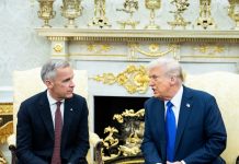 El gobierno de Estados Unidos elevará al 50% los aranceles sobre vehículos, autopartes y acero de Canadá desde 2027