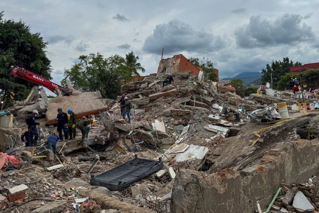 Cali avanza en la recuperación de cuerpos una semana después del devastador terremoto