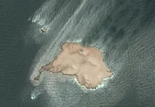 El derrame del petrolero Caroline Bezengi supera los 2.000 km² y alcanza la costa de Omán