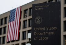 Los pedidos de ayuda por desempleo en Estados Unidos volvieron a bajar y refuerzan la idea de un mercado laboral con pocos despidos