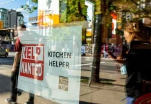 Canadá crea 75.000 empleos en julio y reduce el desempleo al nivel más bajo en dos años