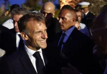 Macron pide a los franceses evitar el derrotismo ante las elecciones presidenciales de 2027
