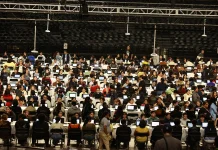 UNAM detecta intentos de fraude en examen presencial tras la polémica por uso de inteligencia artificial