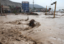 Lluvias inusuales afectan a cientos de personas y causan inundaciones en el sur de Lima