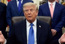 Trump mantiene su apuesta al diálogo con Irán para abrir Ormuz, pese a la presión saudí y el aumento del petróleo