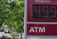 Las ventas minoristas aumentaron un 1,2% mejor de lo esperado en agosto después de que los compradores redujeran el gasto en julio.