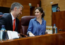 La Comunidad de Madrid muestra con documentos que el ático no se compró para «residencia oficial» de Ayuso, pero sí como «alojamiento ocasional» de visitas oficiales o miembros del gobierno regional