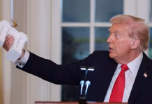 La FAA concluye que el arco propuesto por Trump no representa un peligro para los vuelos en Washington