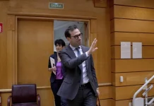 López y Puente se convierten en los «duros» de Sánchez ante el ‘vacío’ político de Cuerpo: «Ha cogido peso pero no pone la mejilla»