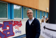 La ultraderecha vuelve a ganar en las elecciones regionales de Alemania pero los socialdemócratas se quedan muy cerca como segunda fuerza, según los sondeos a pie de urna