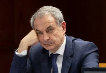 El juez Calama da tres días a Zapatero para aportar “toda la documentación” sobre las joyas y encarga una nueva pericial para determinar su origen, antigüedad y valor