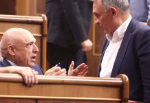 Sumar avisa a Vox que usará cualquier ley para blindar el derecho de voto de los nacionalizados por la ‘ley de nietos’