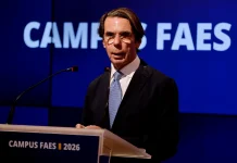 Aznar asegura que el auge de Aliança Catalana y Bildu mide el «fracaso» de la estrategia de «apaciguamiento» de Sánchez