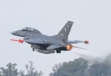 En septiembre llegarán seis nuevos F-16 y el Gobierno negocia la compra de helicópteros Black Hawk