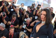 Georgina Rodríguez cautiva la alfombra roja del Festival de Venecia con un traje de ejecutiva: así ha repetido la fórmula de su boda con Cristiano Ronaldo