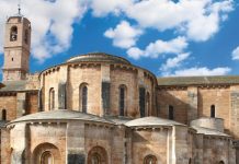 Fitero, el pueblo de Navarra que enamoró a Bécquer: destaca por sus aguas termales y por el primer monasterio cisterciense de la península
