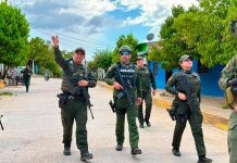 Director de la Policía llegó a Norosí tras el ataque con drones y admitió las precarias condiciones de la estación