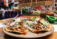 Receta de tostadas de cueritos estilo Jalisco ideales para tu noche mexicana